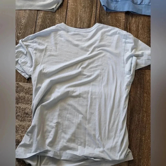 Travis Mathew Bundle - Picture 11 of 12